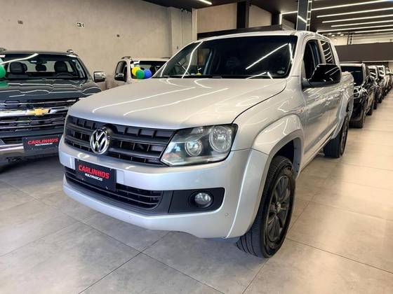 VOLKSWAGEN AMAROK 2.0 TRENDLINE 4X4 CD 16V TURBO INTERCOOLER DIESEL 4P AUTOMÁTICO VOLKSWAGEN AMAROK 2.0 TRENDLINE 4X4 CD 16V TURBO INTERCOOLER DIESEL 4P AUTOMÁTICO